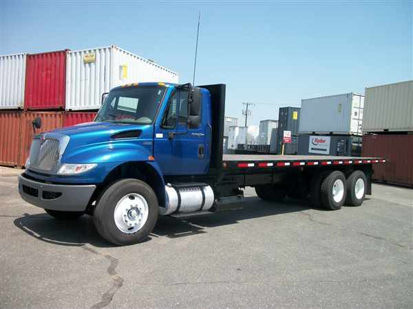 2011 International 4400  Flatbed Truck