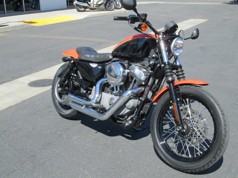 2011 Harley-Davidson XL883L - Sportster SuperLow