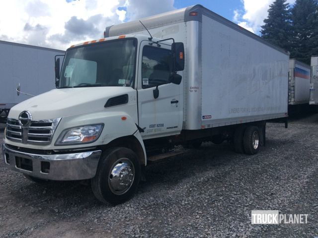 2007 Hino 185  Cargo Van