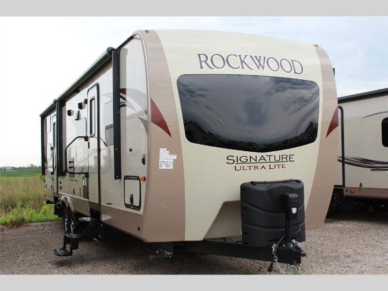 2017 Forest River Rv Rockwood Signature Ultra Lite 8311WS