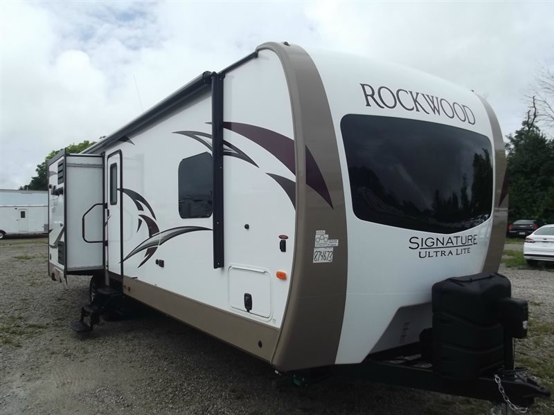 2017 Forest River Rv Rockwood Signature Ultra Lite 8327SS