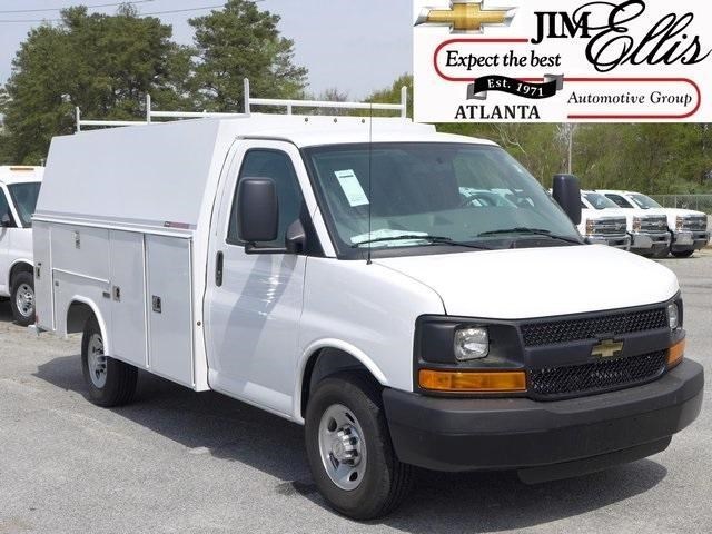 2016 Chevrolet Express  Cutaway-Cube Van