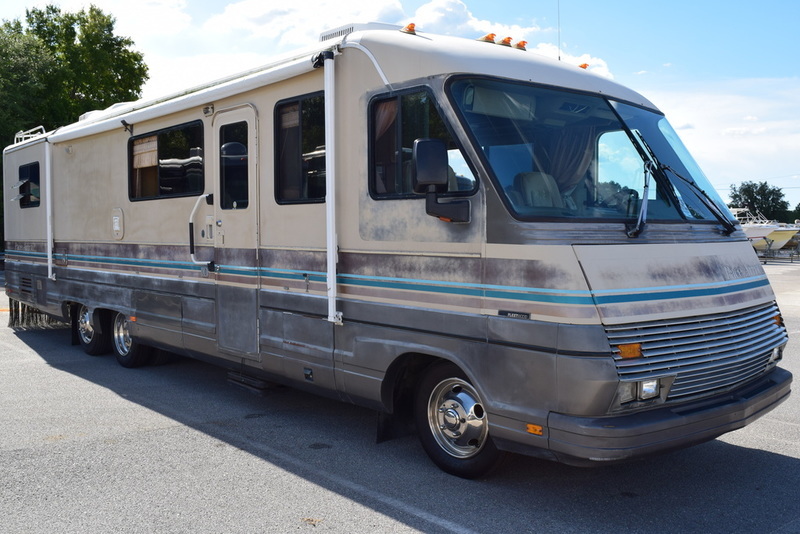 1990 Fleetwood PaceArrow 34L