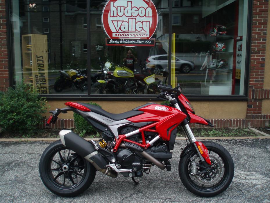 2016 Ducati Hypermotard 939