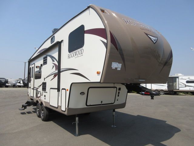 2016 Forest River Rockwood Signature Ultra Lite 2440WS