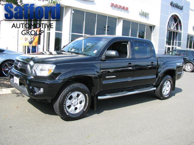 2015 Toyota Tacoma  Pickup Truck