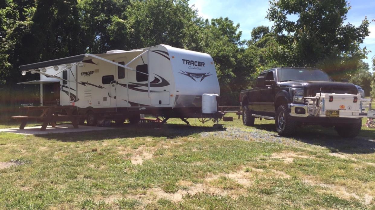 2011 Forest River TRACER 3150BHD