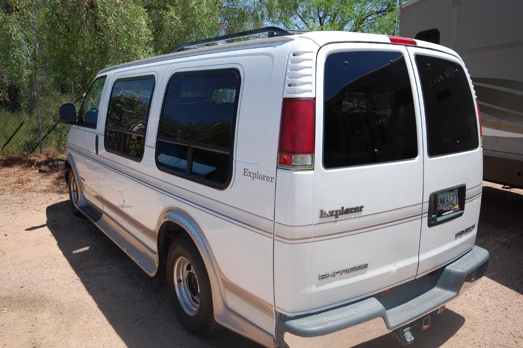 1999 Chevrolet Explorer Express