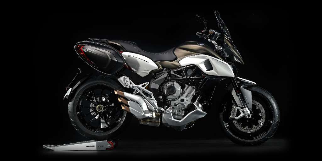 2016 Mv Agusta Brutale 800 RR - Pearl Shock Red / Pearl Ice White