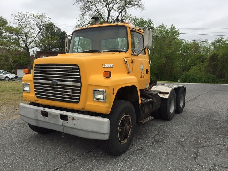 1991 Ford Lnt9000  Conventional - Day Cab