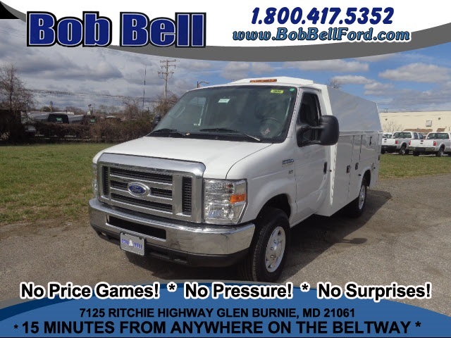 2016 Ford E-350sd  Cab Chassis