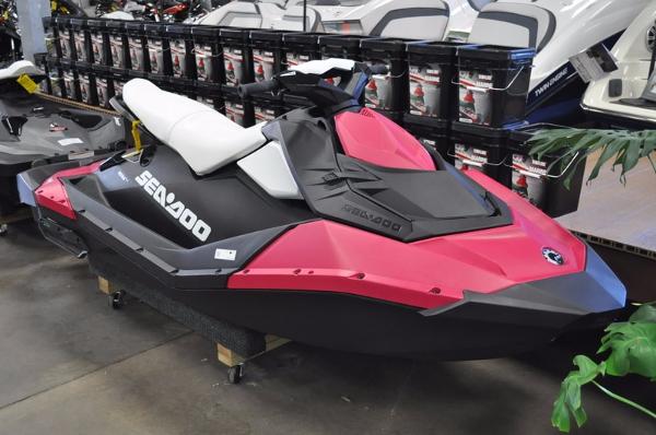 2015 Sea-Doo Spark 3up IBR ROTAX 900 HO ACE Convenience Pa