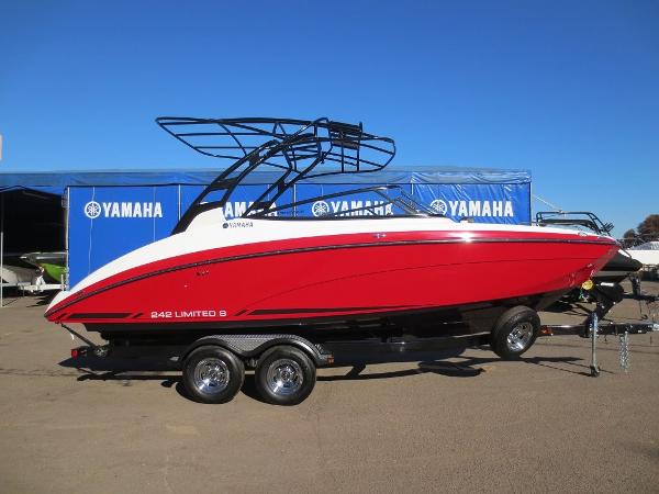 2016 Yamaha 242 Limited S E-Series