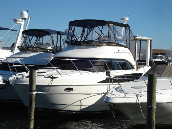 2006 Meridian 368 Motoryacht