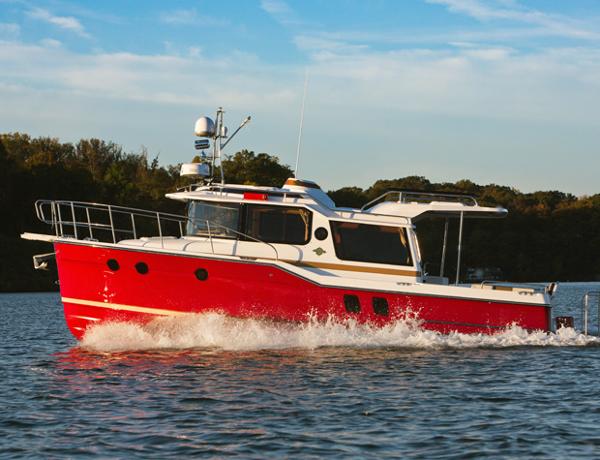 2017 Ranger Tug 29 Sedan