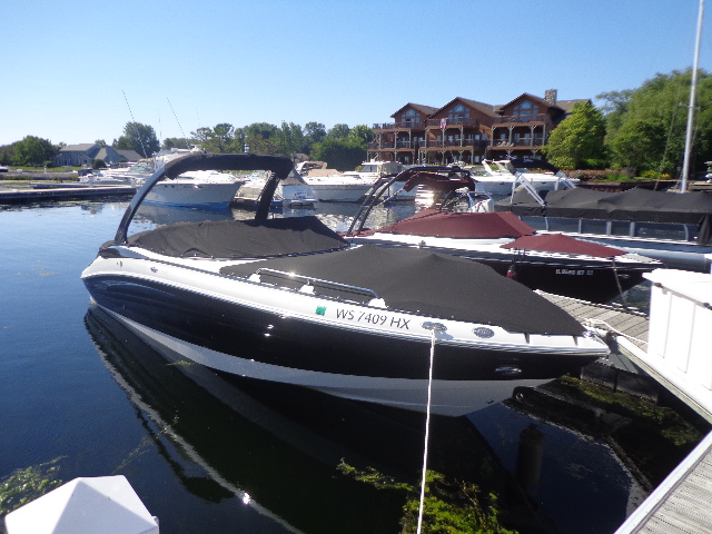 2013 Cruisers Yachts 298 BR