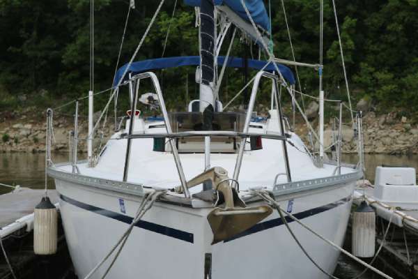 1990 Hunter Marine 30G