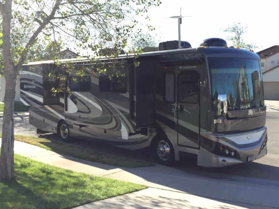 2011 Fleetwood EXPEDITION 36M