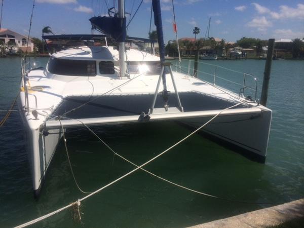 2006 Fountaine Pajot LAVEZZI