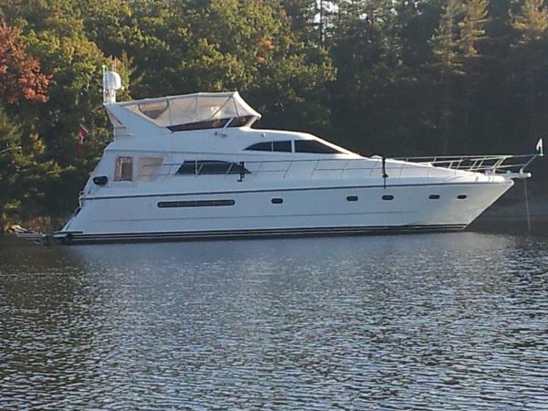 2001 Neptunus Sedan Bridge Fresh Water