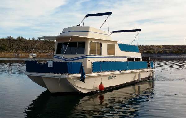 1981 Holiday Mansion 36' Holiday Mansion Houseboat