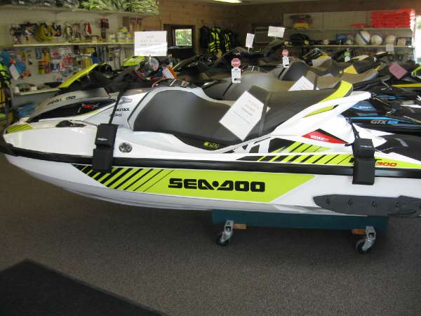 2016 Sea-Doo RXT-X 300