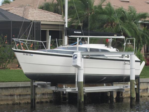 2011 Macgregor 26M