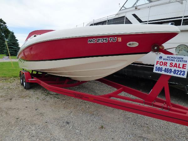 2003 Rinker 262 SS Captiva