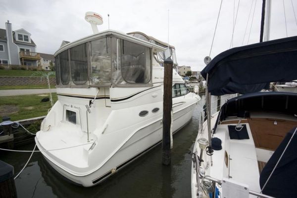 1999 Sea Ray 370 AC with Bow Thruster Washer