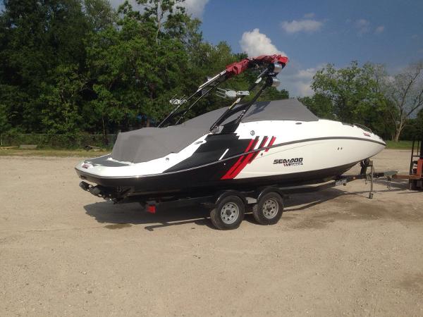 2012 Sea-Doo 230 Wake