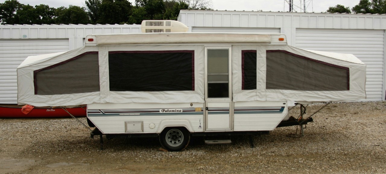 1996 Palomino MUSTANG