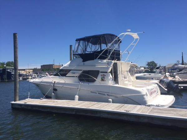 2003 Silverton 351 Sedan Cruiser