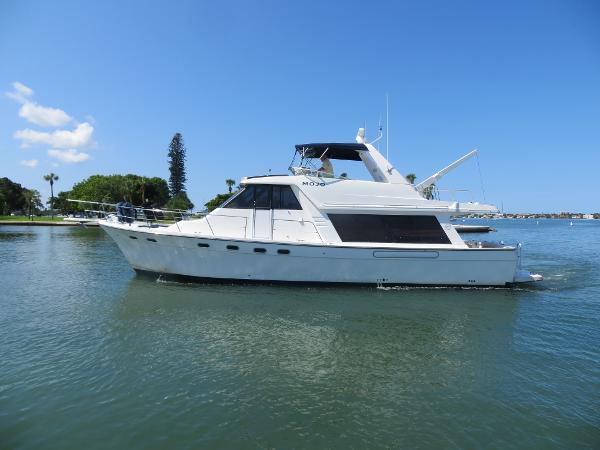 2002 Bayliner 4788 Pilot House Motoryacht