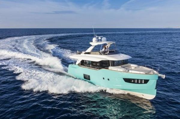 2017 Absolute Yachts 58 Navetta