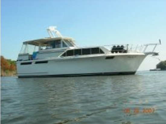 1970 Pacemaker 43 foot Cruiser