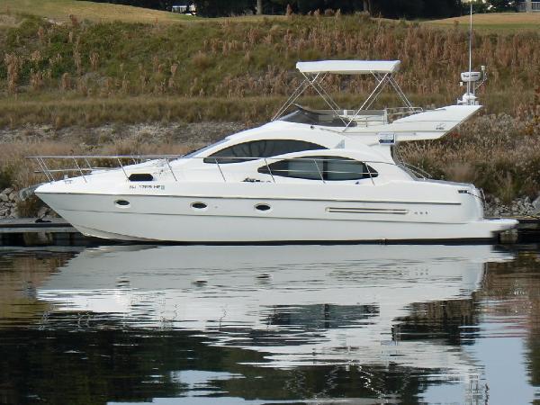 2000 Azimut 42