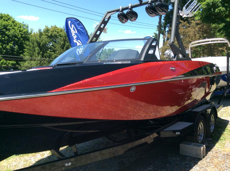2016 Axis Wake Research T22