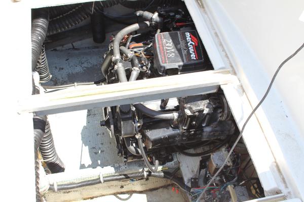 1987 MERCRUISER 230hp 5.0 V8