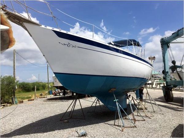 1982 Islander Yachts Freeport 36