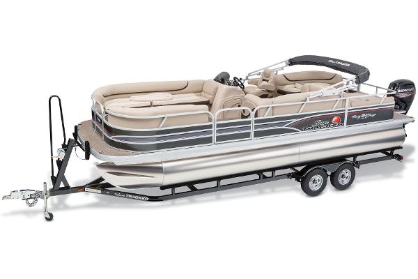 2015 Sun Tracker Party Barge 24 DLX