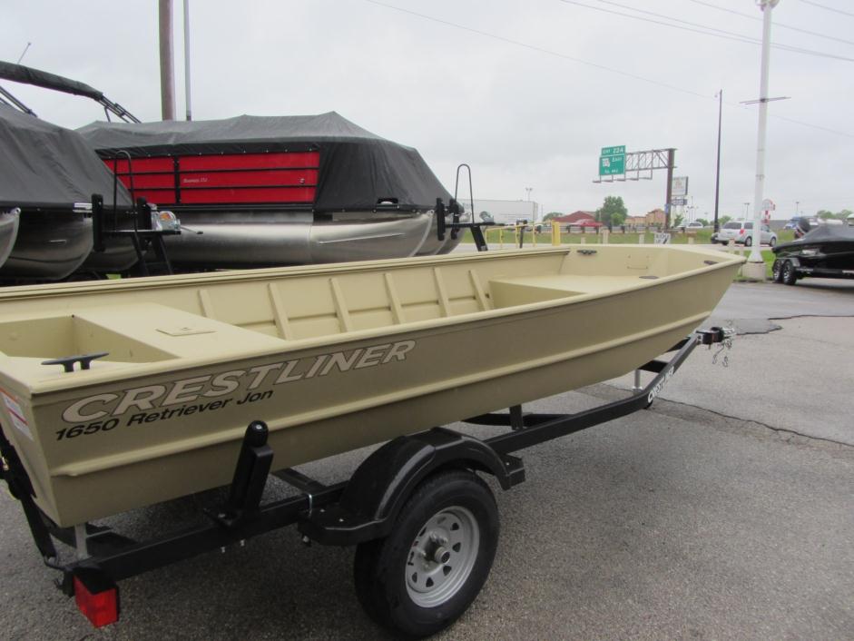 2016 Crestliner 1650 Retriever Jon