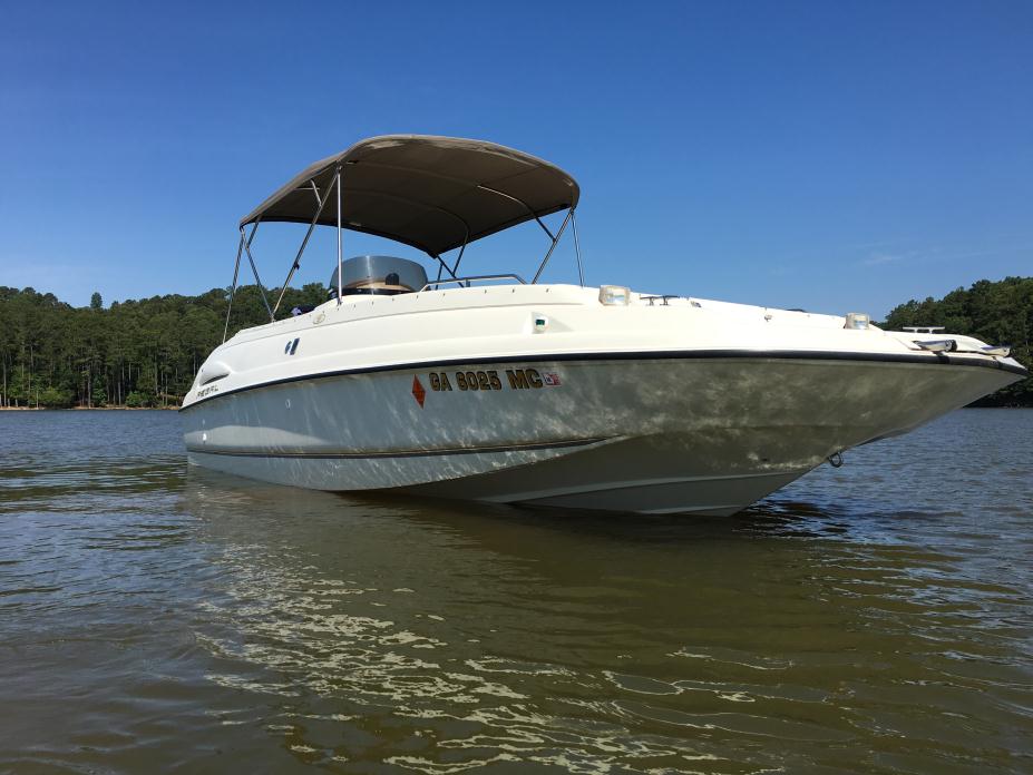 1998 Regal Destiny 240 Deck Boat