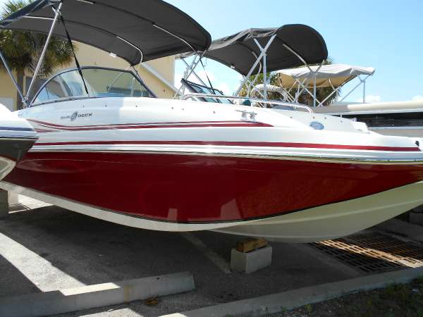 2015 HURRICANE BOATS SD 187 OB