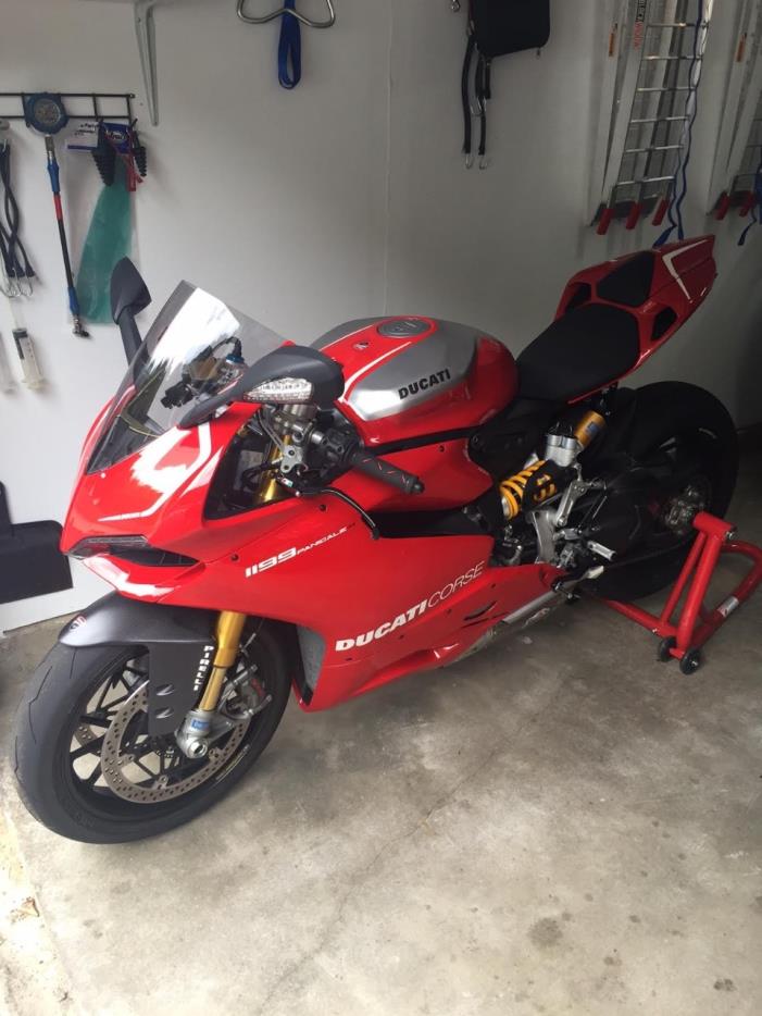2014 Ducati SUPERBIKE 1199 PANIGALE R