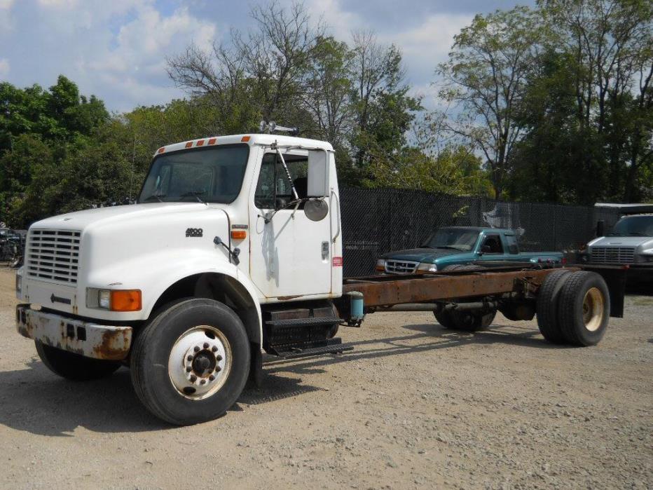 2000 International 4900  Cab Chassis