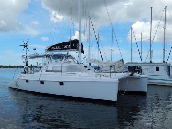 1995 Manta 38 Extended to 40