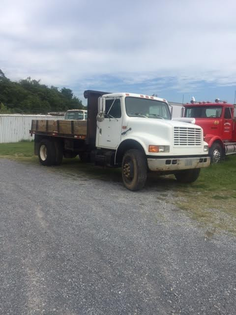 1993 International 4900  Dump Truck