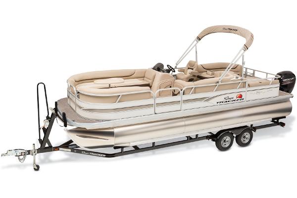 2015 Sun Tracker Party Barge 24 XP3