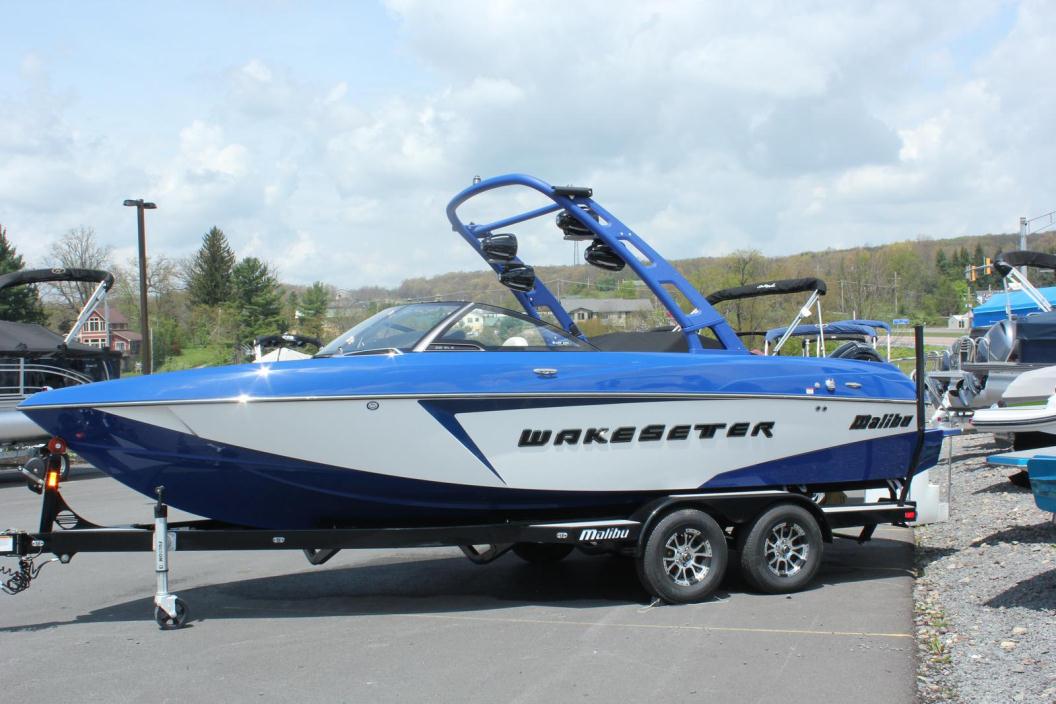 2016 Malibu Boats LLC 22VLX