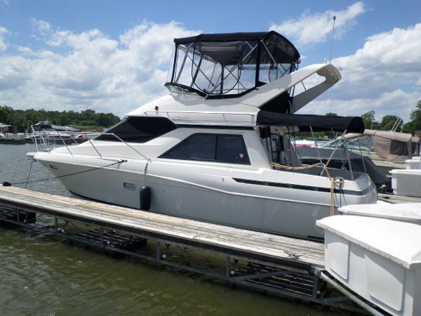 1996 Bayliner 3488 Avanti